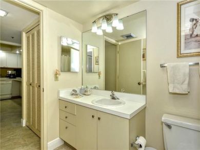 Charming Vacation Rental on Longboat Key. Call Today